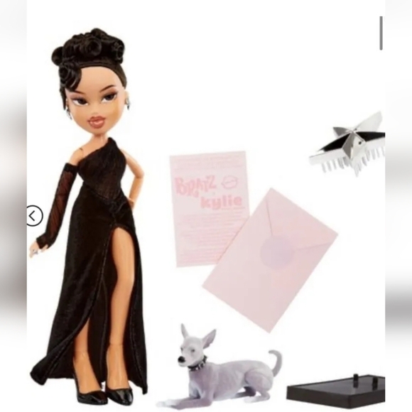 Bratz 2023 Celebrity Kylie Jenner Night Time Designer Edition - Picture 5 of 12